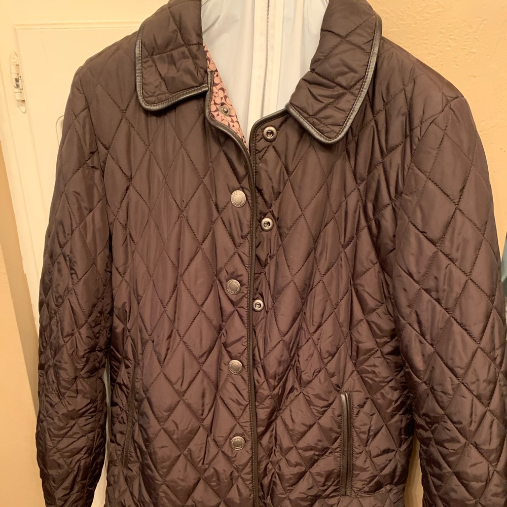 Beautiful dark brown Coach nylon quilted (slightly puffy) jacket 🤎